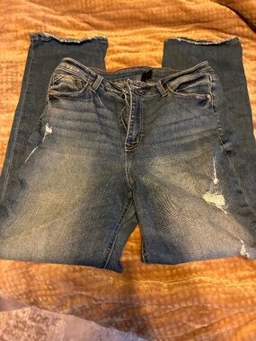 Stretchy women’s size 14 jeans